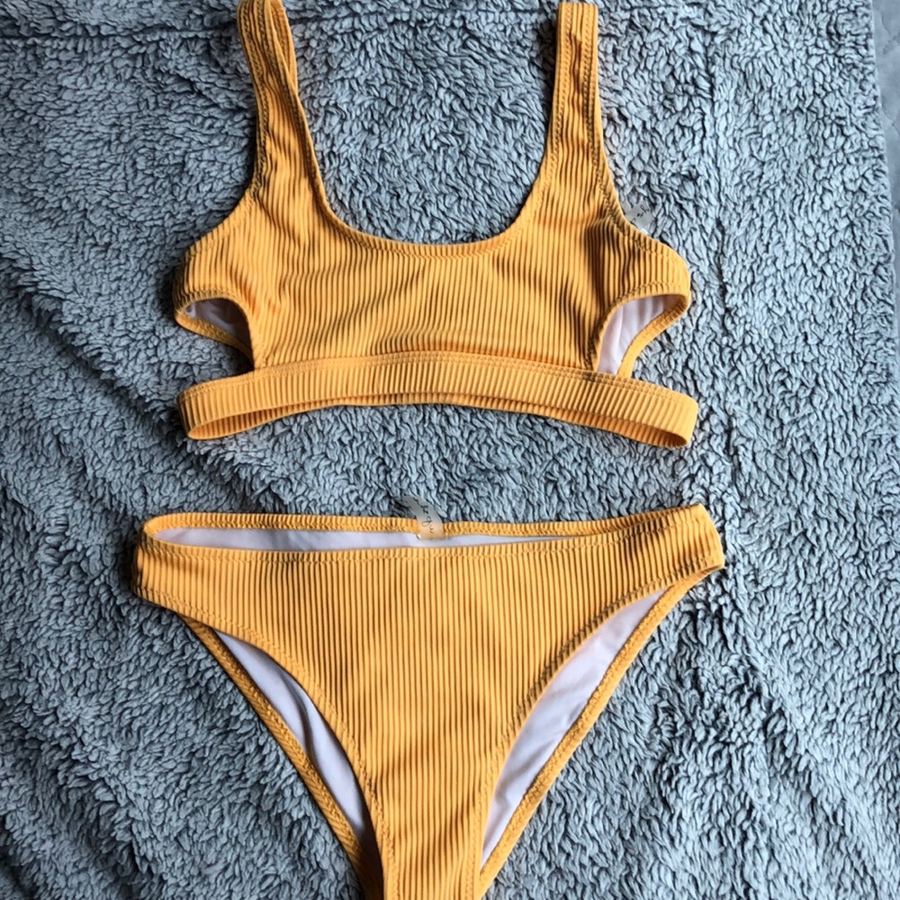 Yellow swimsuit set from Cupshe